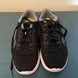 Saucony athletic shoes